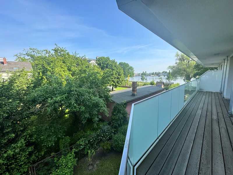 DIREKT am WASSER! - Exklusives Wohnen in Grünau! — photo 1